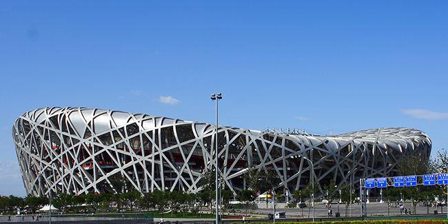 福建论网架钢结构自动焊接与手动焊接工艺的区别